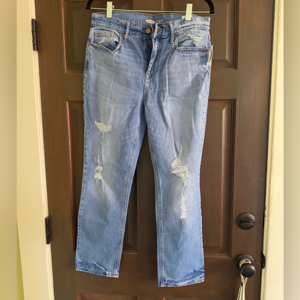 Old Navy Perfect Straight Size 8 Distressed Jeans
